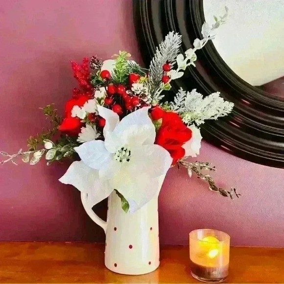 🎄NEW Holiday Arrangement - Beautiful Faux Floral Pitcher Centerpiece - Picture 16 of 17